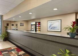 Red Carpet Inn Hazleton 4
