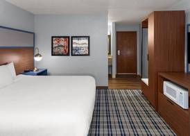 AmericInn by Wyndham Green Bay West 5