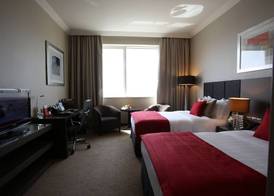 Ramada Downtown Abu Dhabi 5