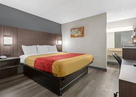 Econo Lodge Creedmoor - Butner 3