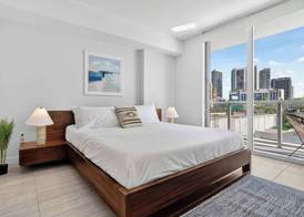 Biscayne Cove by Rove - Condo With Private Balcony 3