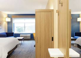 Holiday Inn Express & Suites STEVENSVILLE - BENTON HARBOR by IHG 5
