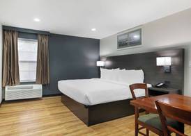 Best Western Mystic Hotel 5