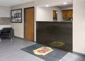 Super 8 by Wyndham Mentor/Cleveland Area 5