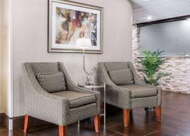 Comfort Inn Metro Airport 2