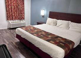 Smith Motel 3