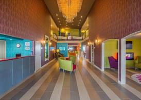 Clarion Inn & Suites Evansville Eastland Area 2