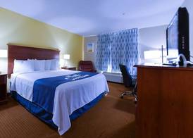 Days Inn by Wyndham Greensboro NC 4