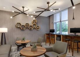 Hyatt Place Ottawa West 4