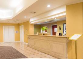 Oakland Airport Executive Hotel 4