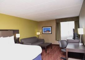 Days Inn by Wyndham Ottawa 4