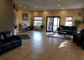 Super 8 by Wyndham Bellingham Airport/Ferndale 2