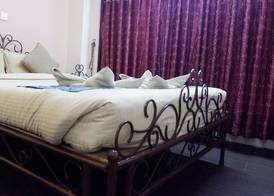 Cosy Hotel 4