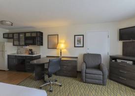 Candlewood Suites ROGERS/BENTONVILLE by IHG 3