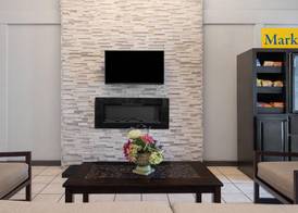 Days Inn by Wyndham College Park Airport Best Road 4