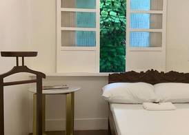 Courtyard Hotel 3