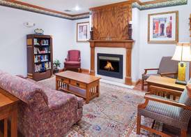 Country Inn & Suites by Radisson, Chambersburg, PA 4