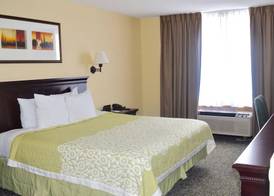 Days Inn & Suites by Wyndham Tucker/Northlake 5