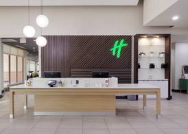 Holiday Inn & Suites PHOENIX AIRPORT by IHG 2