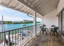 Holiday Inn & Suites CLEARWATER BEACH S-HARBOURSIDE by IHG 4