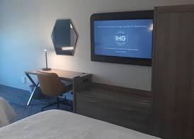 Holiday Inn Express & Suites JACKSON by IHG 2