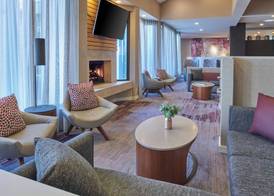 Courtyard by Marriott Detroit Warren 4