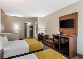 Comfort Suites Tulare Sequoia Gateway 5