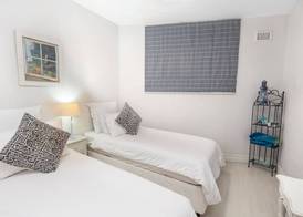 43 Sea Lodge - by Stay in Umhlanga 5