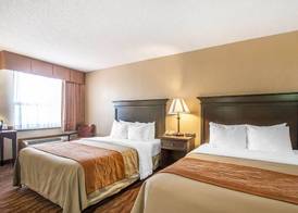 Comfort Inn at Thousand Hills 4