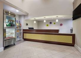 SureStay Hotel by Best Western Deer Park 3