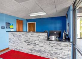 SureStay Hotel by Best Western Lenoir City 2