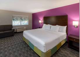 La Quinta by Wyndham Houston NW Brookhollow 5