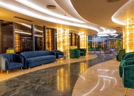 Monsoon Courtyard Luxury Hotel 3