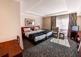 Courtyard Hotel Sandton 4