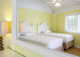 Topsider Resort 3