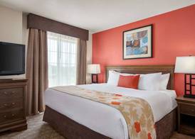 Hawthorn Extended Stay by Wyndham Decatur 5