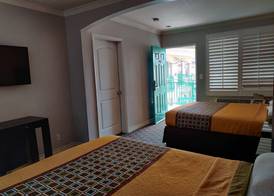 LYFE INN & SUITES by AGA - LAX Airport 3