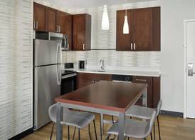 Residence Inn by Marriott Charlotte Airport 4