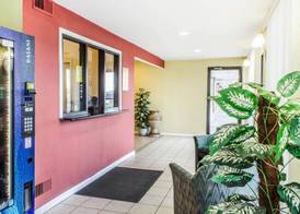 Rodeway Inn Shippensburg I-81 3