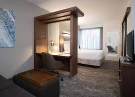 SpringHill Suites by Marriott Orlando at FLAMINGO CROSSINGS Town Center-Western Entrance 3