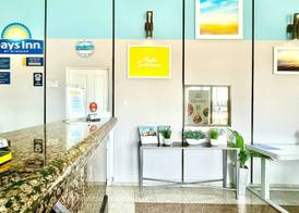 Days Inn by Wyndham Los Angeles LAX Airport Stadium Area 3