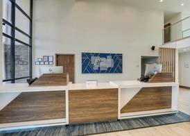 Holiday Inn Express & Suites BRANSON 76 CENTRAL by IHG 2