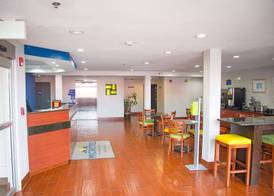 Microtel Inn & Suites by Wyndham Daphne 3