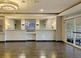 Holiday Inn Express & Suites GONZALES by IHG 2