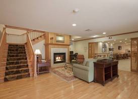 Country Inn & Suites by Radisson, Davenport - Quad Cities 4