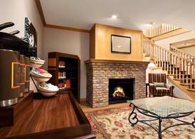 Country Inn & Suites by Radisson, Clinton, IA 4