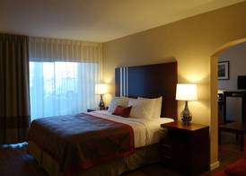 Ramada by Wyndham Sacramento 4