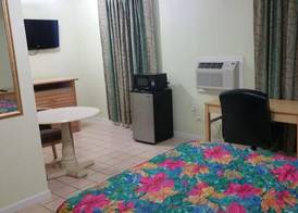 Travelers Inn - Clearwater 4