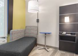 Holiday Inn Express & Suites HARDEEVILLE-HILTON HEAD by IHG 2