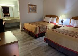 Pigeon Forge Parkway Inn 4